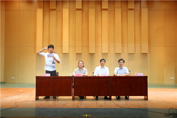 2016062017530311.jpg 九游会官网成功召开2016考研表彰及学年期末考试动员大会